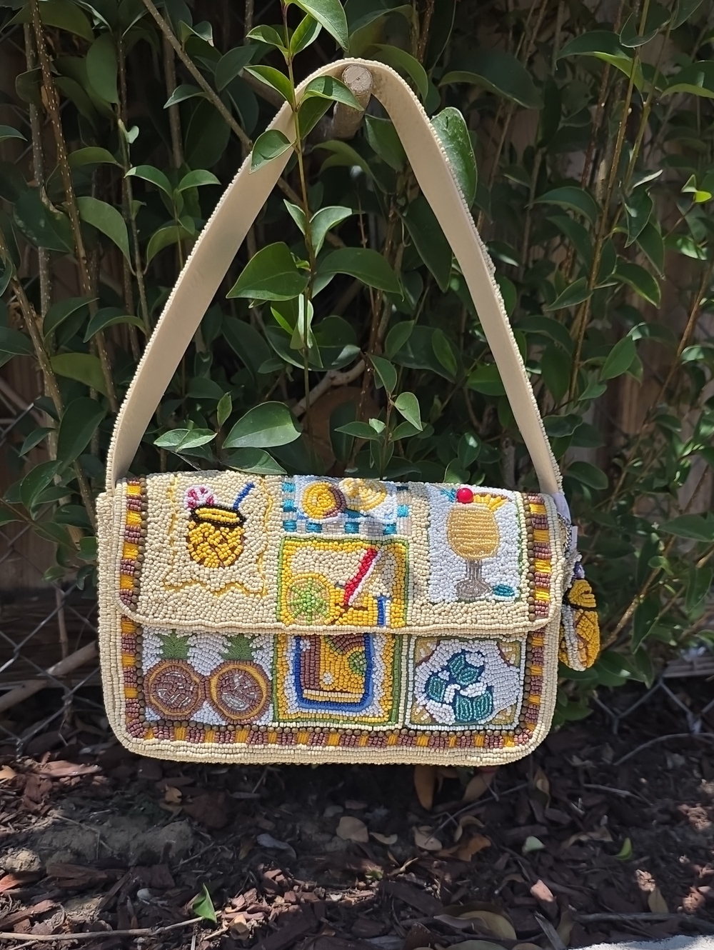 Tik Tok Viral Pineapple Beaded Bag 💛💚